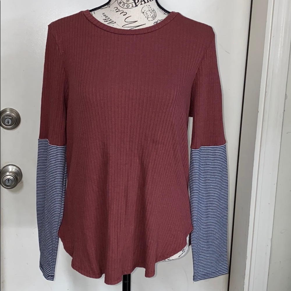 BKE burnt orange with striped sleeves top Women XL